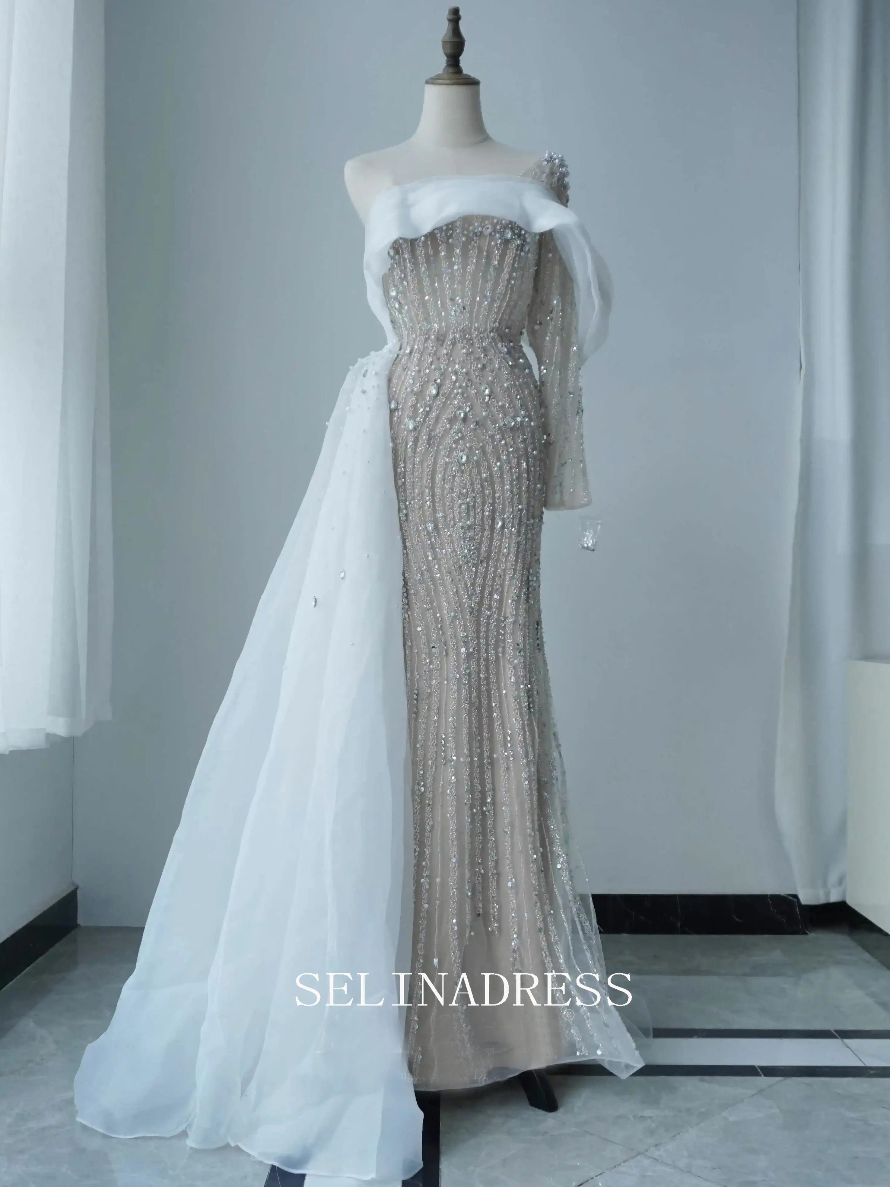 Chic Mermaid One Shoulder Long Sleeve Prom Dresses Elegant Beaded Evening Dress TKL3082