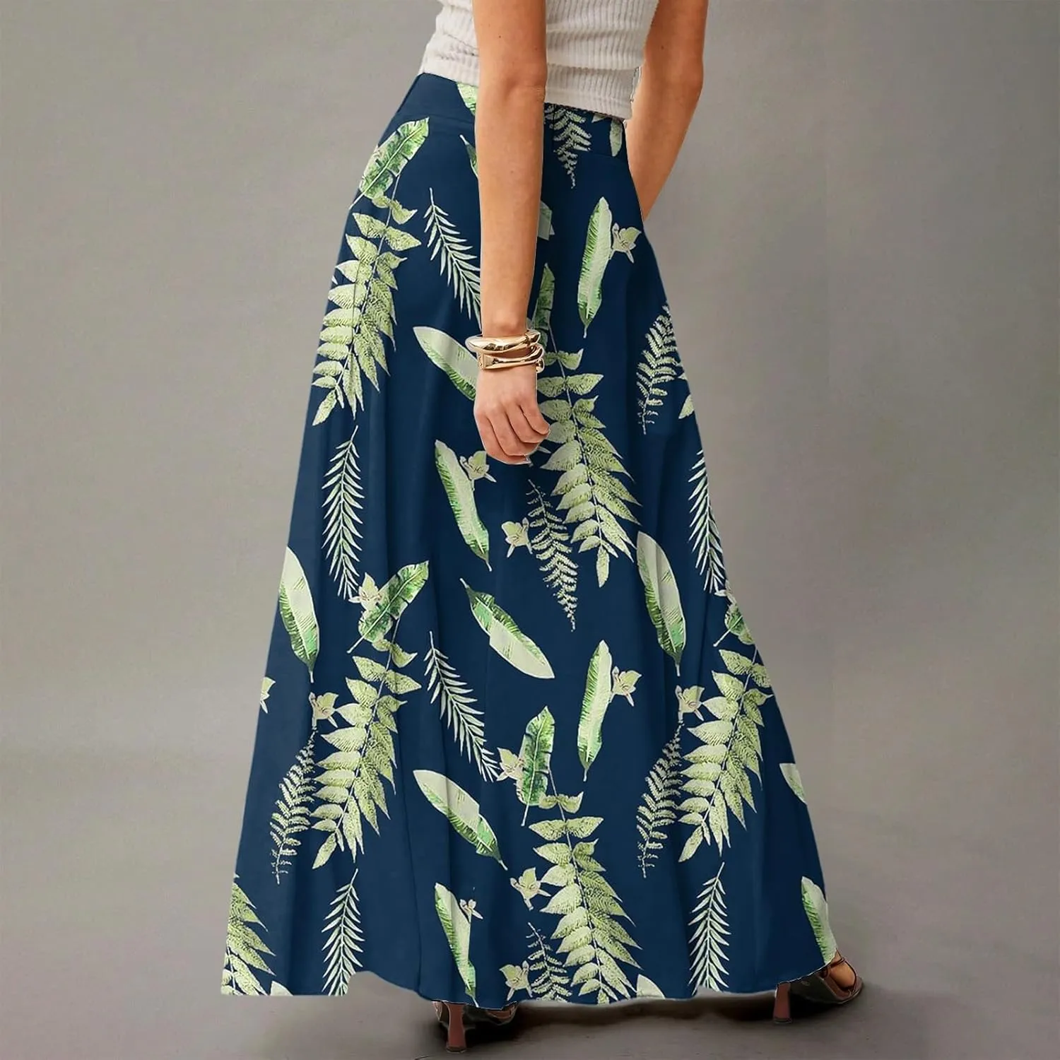 HAVUITYY Women's 2025 Bohemian Long Skirts Ditzy Floral Print Flowy High Waist A Line Summer Maxi Skirts for Women