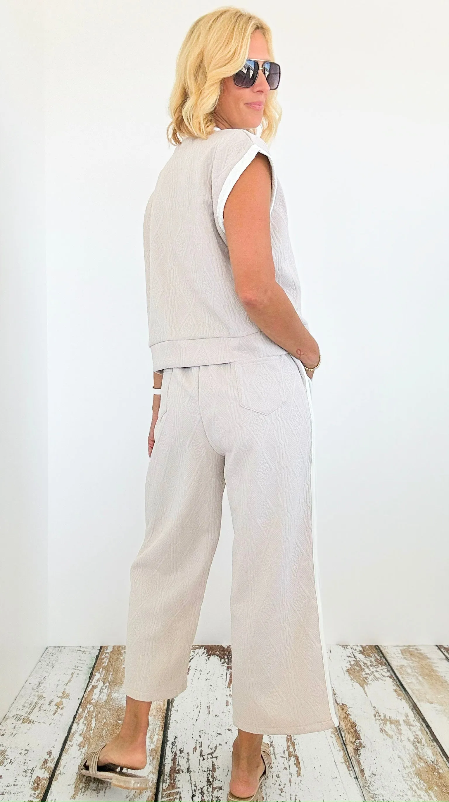 Knit Pattern Pants & Sleeveless Top Set