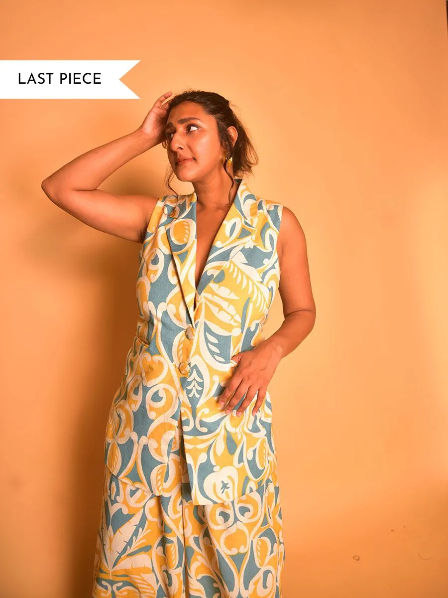 Mila Sleeveless Jacket