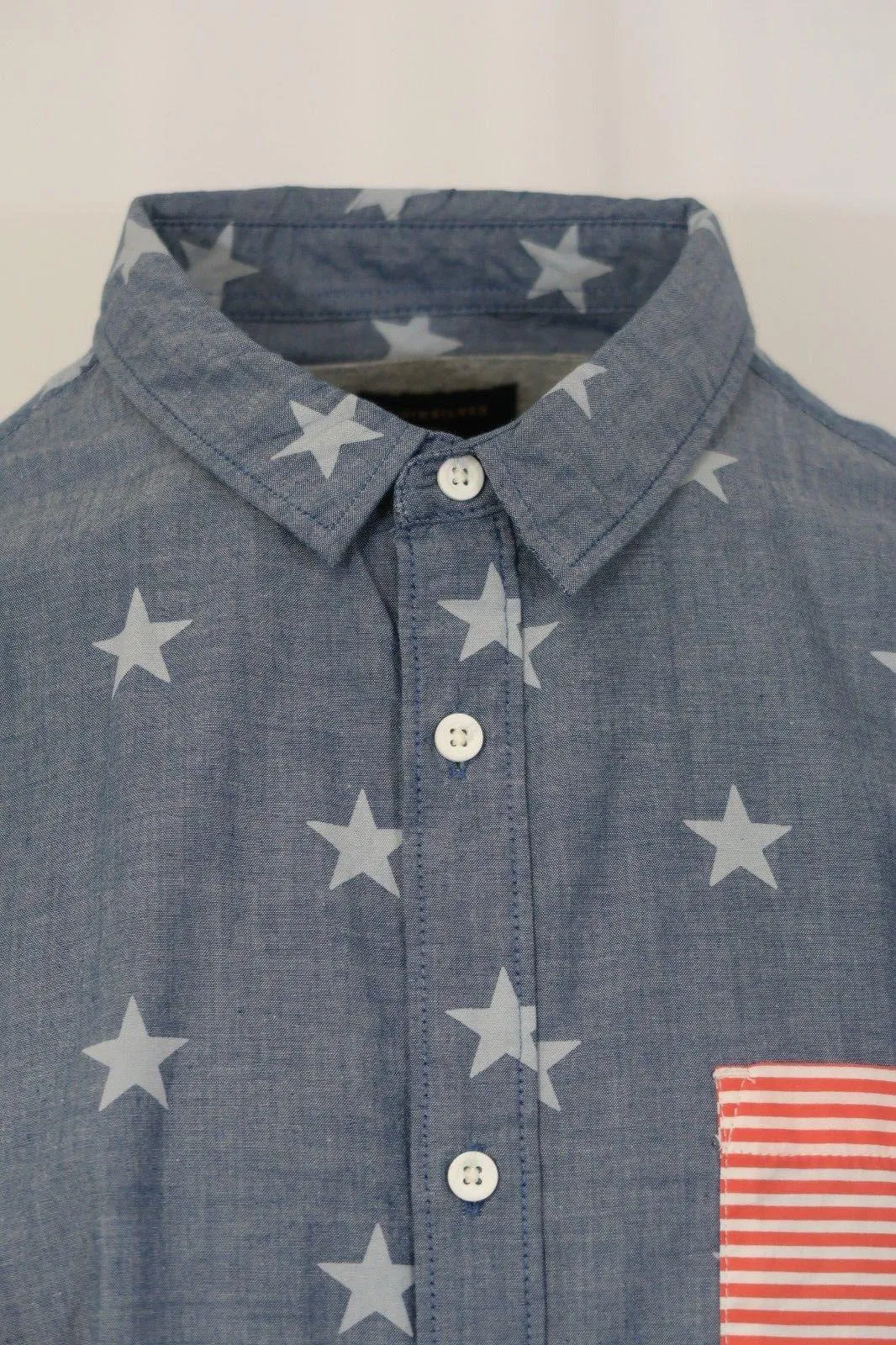 Quik Silver Men's 4th July S/S Woven Shirt (Retail $55)