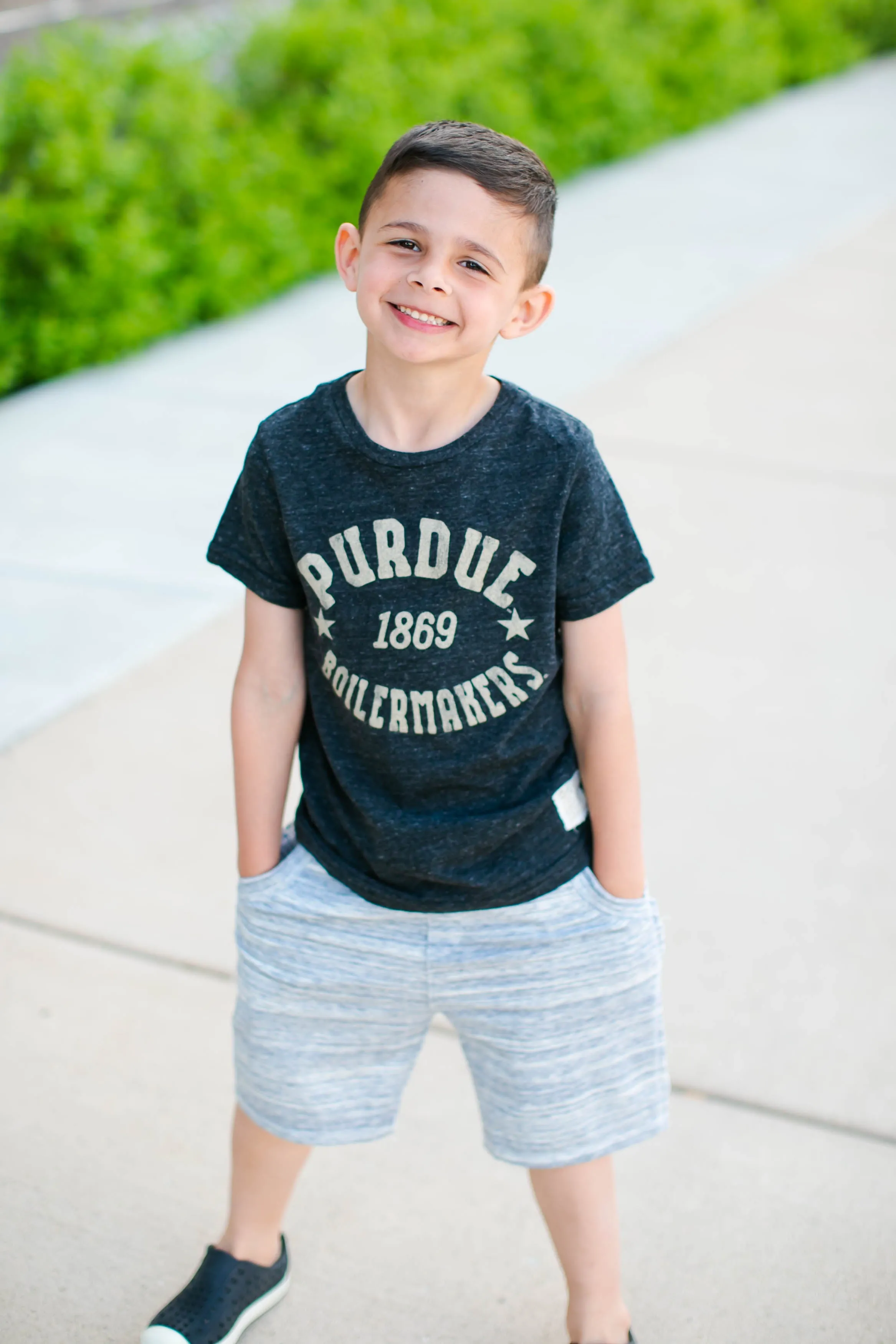 Retro Brand - Purdue 1869 Boilermakers Slim Tee in Charcoal